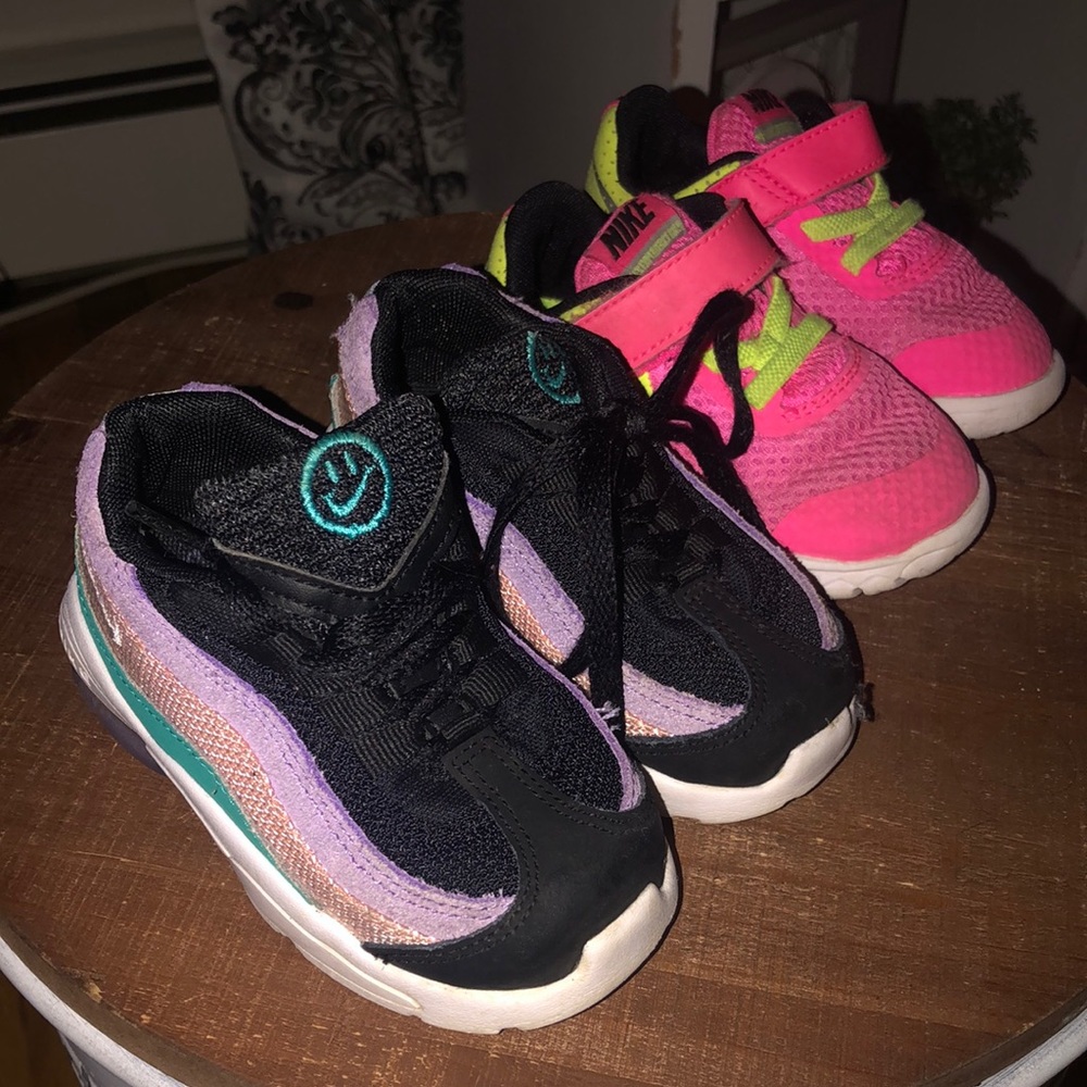 Nike toddler sneakers 6c